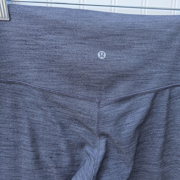 Lululemon Allign High-Waisted Leggings Gray Size 10 - Picture 3 of 4
